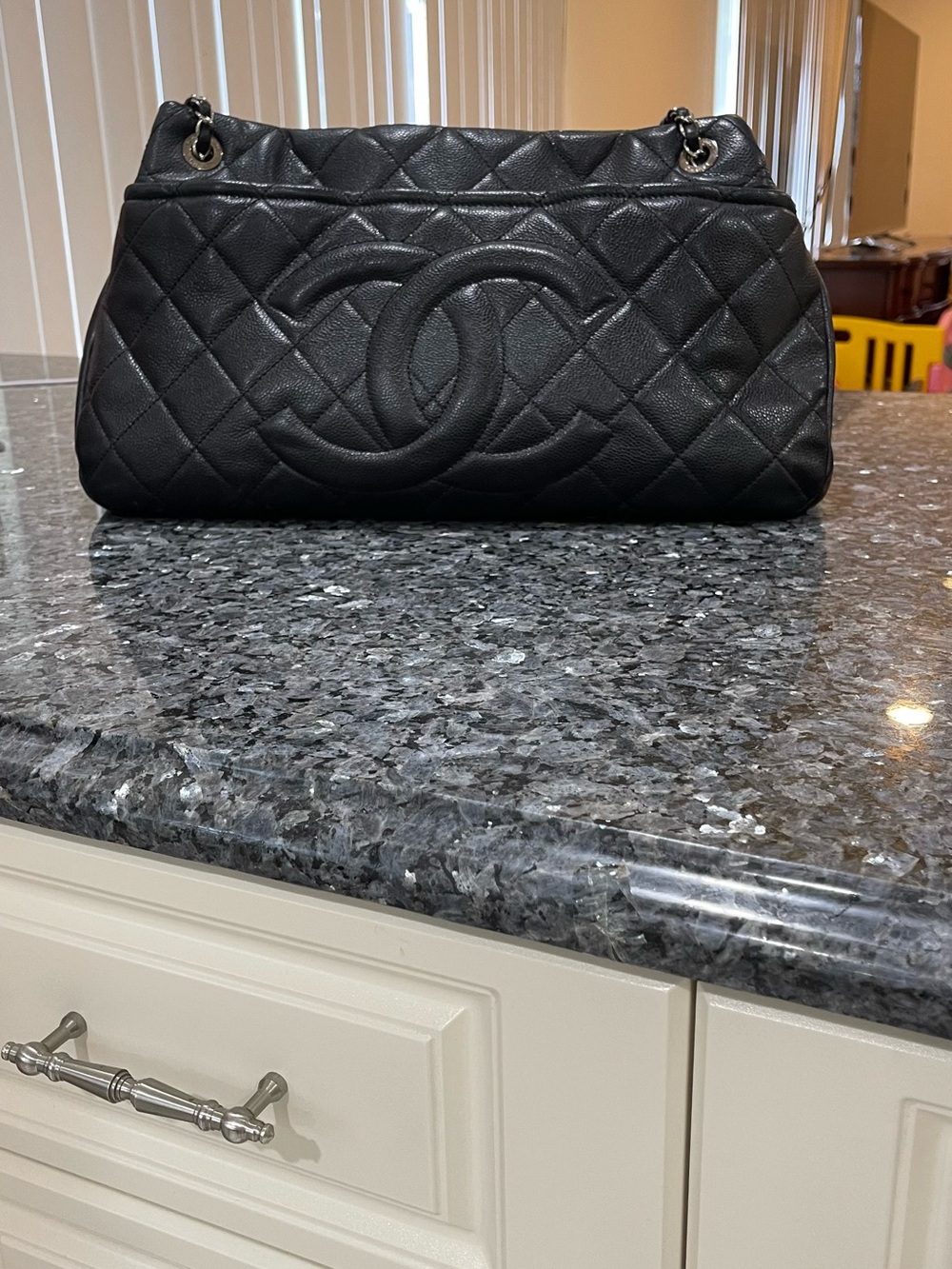 CHANEL Black Quilted Caviar Leather Shoulder Bag with CC Logo